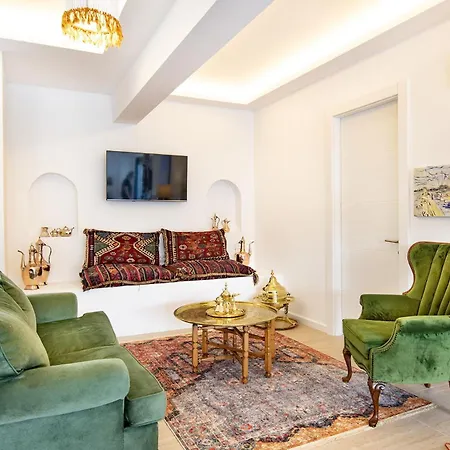 Villa Panoramic Retro *