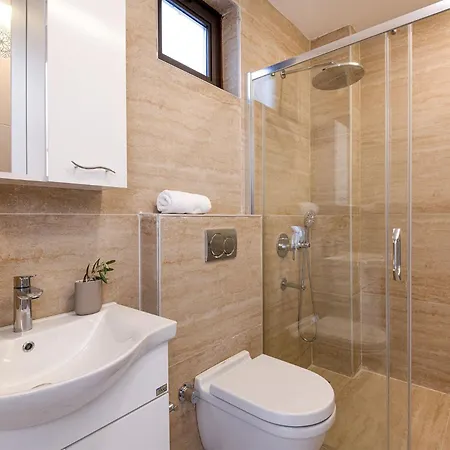 Villa Panoramic Retro